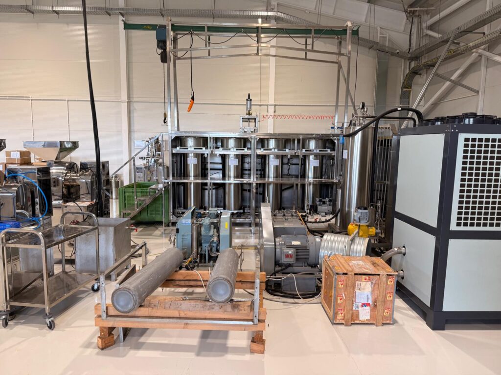 Linie Industrială Completă de Extracție CO2 Supercritic CAREDDI (SCFE-200L)